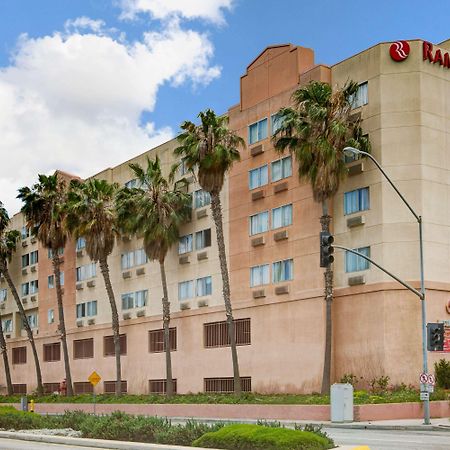 Ramada By Wyndham Hawthorne/Lax Hotel Exterior foto